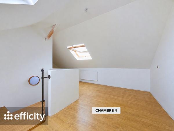 Maison
         5 pièces
        - 150 m² Exclusivité 475 000 € *