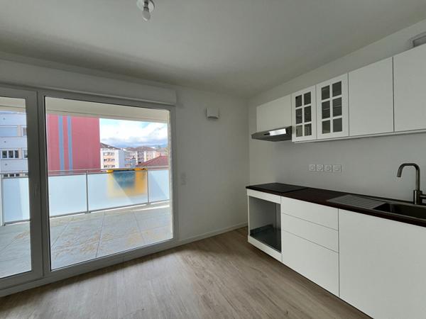 Location appartement Clermont-Ferrand - 2 pièce(s) - 38 m² - 640 €/mois