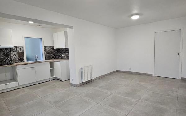 Appartement à louer    4 pièces •  Saint-Savinien