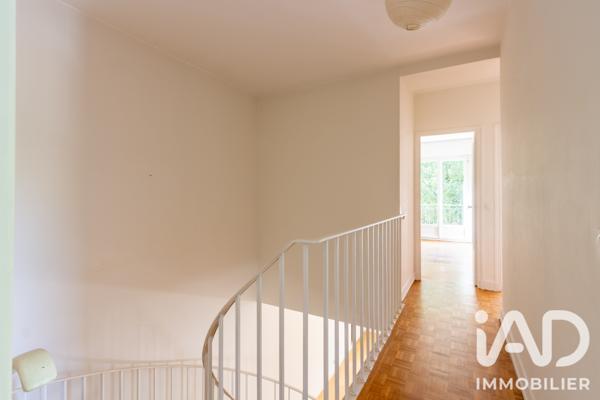 Appartement à vendre 6 pièces 151 m² Saint-Nom-la-Bretèche