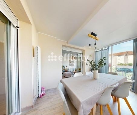 Appartement
         4 pièces
        - 89 m² 279 000 € *
