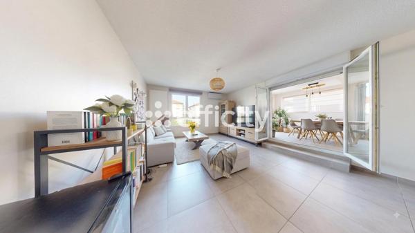 Appartement
         4 pièces
        - 89 m² 279 000 € *