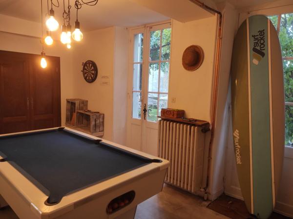 Maison à SAINT-JEAN-D'ANGELY, 17400 - 8 pièces 190m²