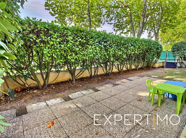 MONTIGNY-LE-BRETONNEUX – EXCEPTIONNEL APPARTEMENT 3 PIÈCES EN REZ-DE-JARDIN - GARE A PIED - CENTRE-VILLE