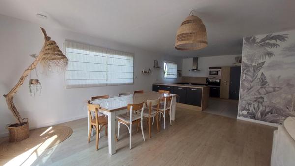 Maison à Guingamp, 22200 - 4 pièces 141m²