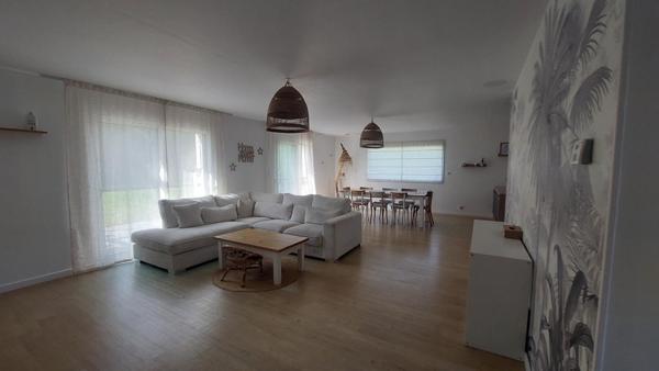 Maison à Guingamp, 22200 - 4 pièces 141m²