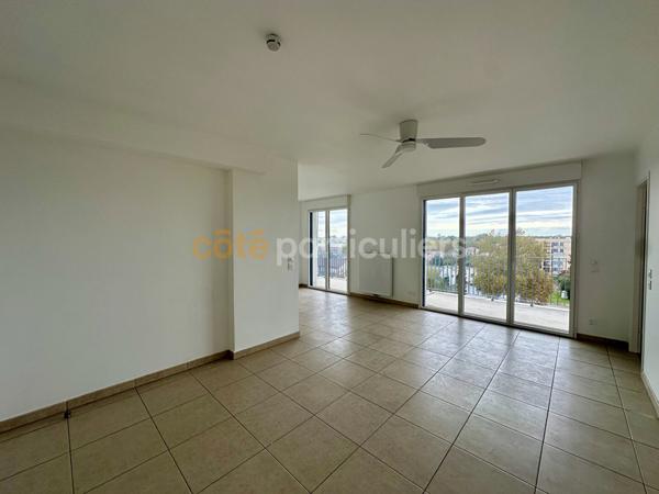 Vente Appartement96 m² - 5 Pièces - BORDEAUX (33800)