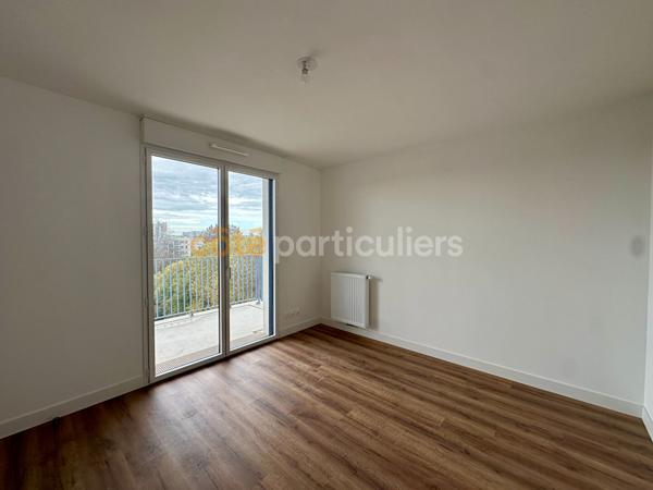 Vente Appartement96 m² - 5 Pièces - BORDEAUX (33800)