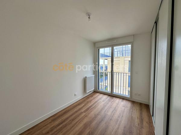 Vente Appartement96 m² - 5 Pièces - BORDEAUX (33800)
