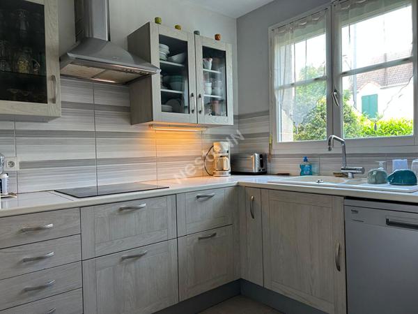 Maison individuelle à OSNY secteur LES FONDS DE CHARS - 7 pièces de 128.06m²