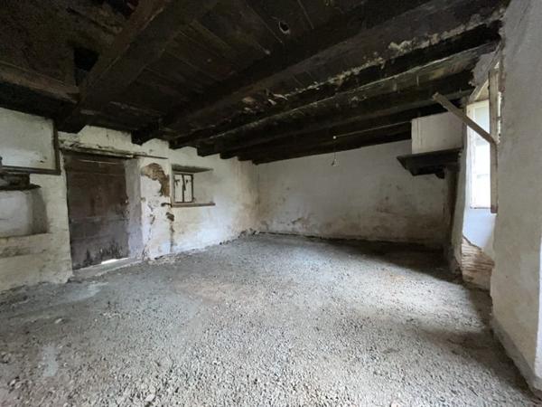 Maison à vendre |  Rochechouart |  2 pièces | 134 m²