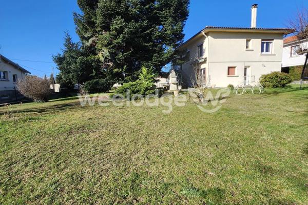 Maison à vendre 7 pièces de 166 m² à Montréjeau