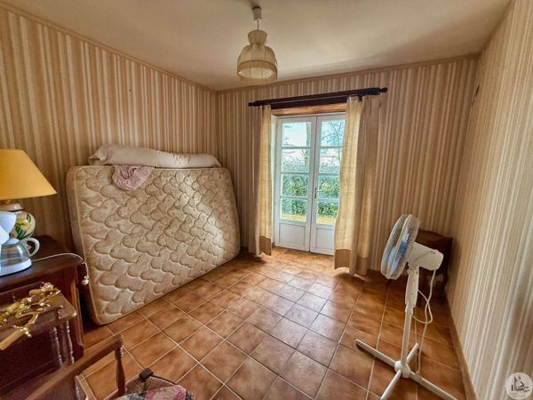 Maison avec Vue 16hectares et dépendances