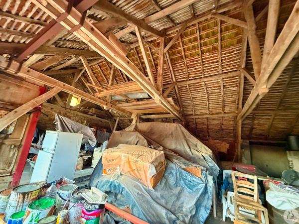 Maison avec Vue 16hectares et dépendances