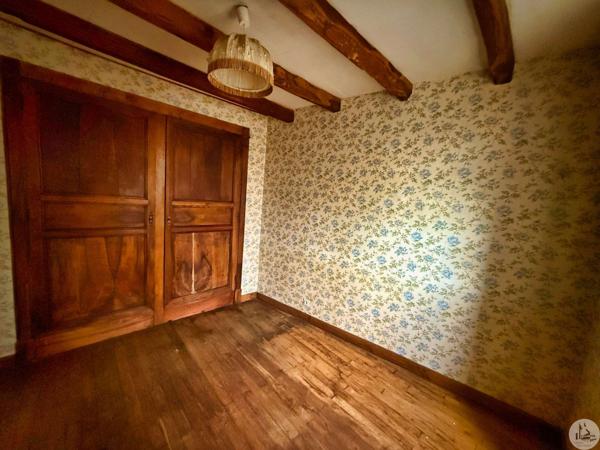Maison avec Vue 16hectares et dépendances