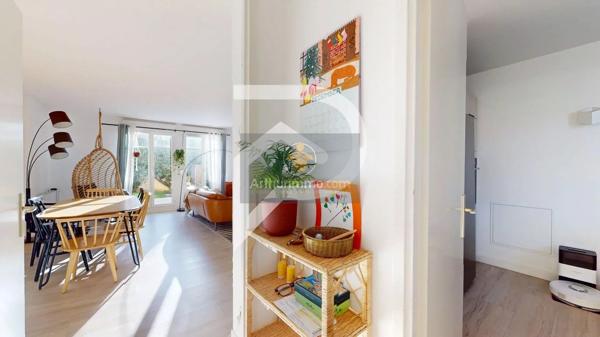 Vente                                                      Maison
                        
                     5 pièces                      115 m2                     à Noisy-le-Roi