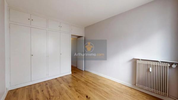 Vente                                                      Appartement
                        
                     4 pièces                      78 m2                     à Marly-le-Roi