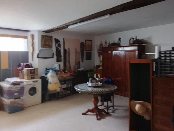 Maison  4 pièce(s) 156 m2
