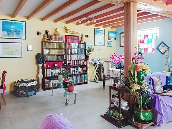 Maison  4 pièce(s) 156 m2