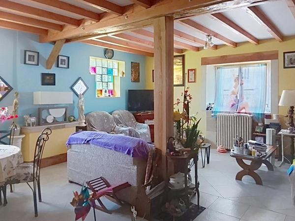 Maison  4 pièce(s) 156 m2