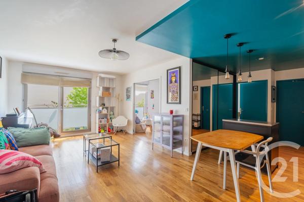 Appartement F3 à vendre  3 pièces - 63,34 m 2   PARIS  - 75010