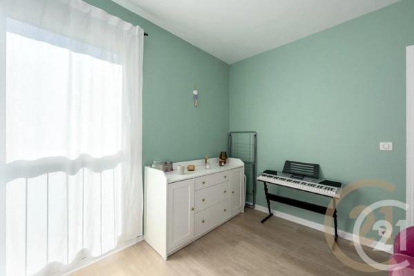 Appartement F3 à vendre  3 pièces - 56,89 m 2   YERRES  - 91