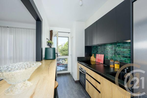 Appartement F3 à vendre  3 pièces - 56,89 m 2   YERRES  - 91
