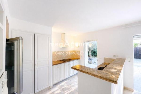 Appartement à COGOLIN, 83310 - 3 pièces 93m²