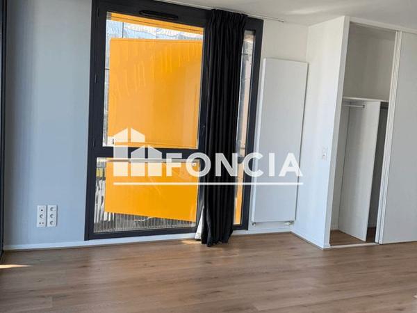 Location Appartement 4 pièces 153.1 m² - 23 AVENUE GEORGES CLEMENCEAU Cenon 33150