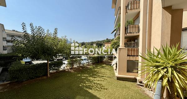 À vendre Appartement 3 pièces 73.57 m² - Hyères 83400