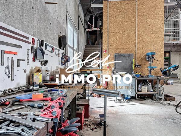 Location Local commercial 310 m2 à Domarin