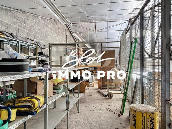 Location Local commercial 310 m2 à Domarin