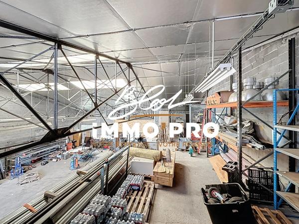 Location Local commercial 310 m2 à Domarin