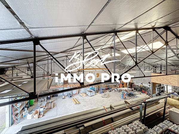 Location Local commercial 310 m2 à Domarin