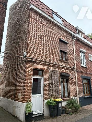 Maison de courée avec petite dépendance habitable de suite