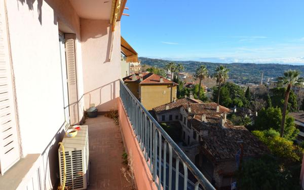 Appartement à vendre    3 pièces • 74,56 m2 Grasse