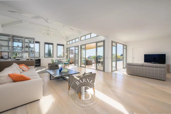 Mougins, Villa 6 Chambres -  365 m² à vendre