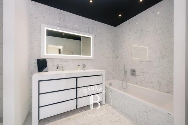 Mougins, Villa 6 Chambres -  365 m² à vendre