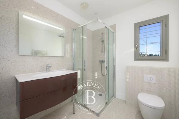Mougins, Villa 6 Chambres -  365 m² à vendre
