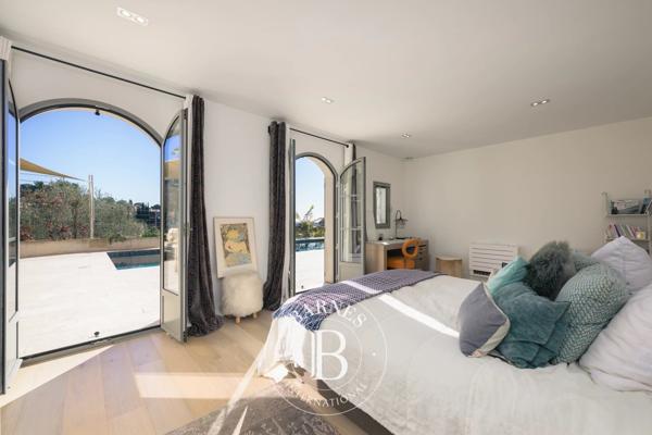 Mougins, Villa 6 Chambres -  365 m² à vendre