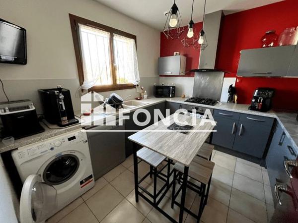 À vendre Maison 4 pièces 90.28 m² - Saint-quentin-la-poterie 30700