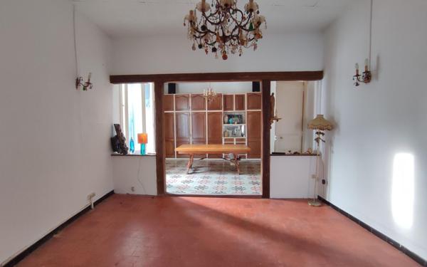 Maison à vendre    6 pièces •  Bouzigues