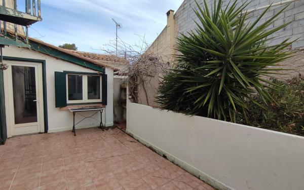 Maison à vendre    6 pièces •  Bouzigues