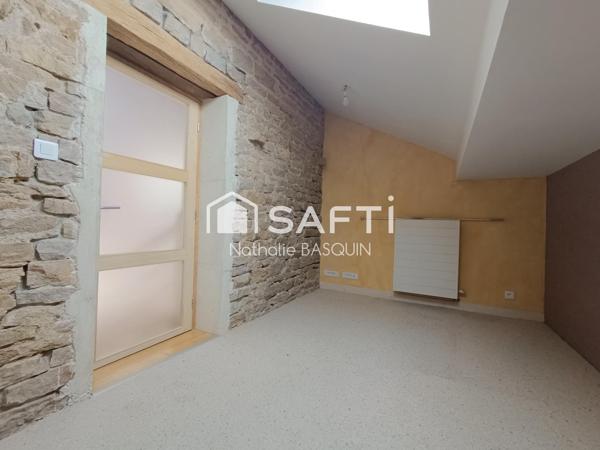 Rare Côte Chalonnaise, Jully lès Buxy  belle maison 175 M2 en pierre rénovée.