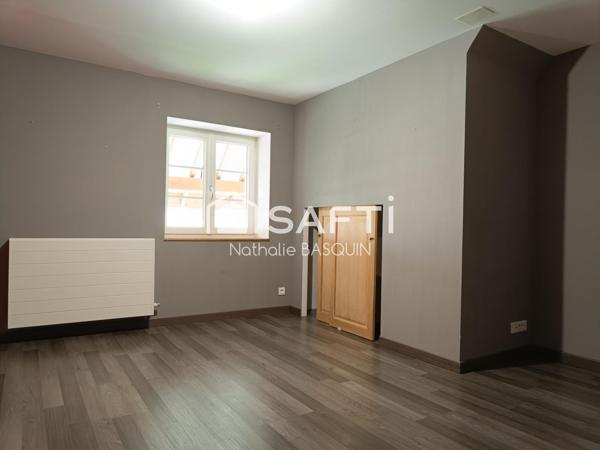 Rare Côte Chalonnaise, Jully lès Buxy  belle maison 175 M2 en pierre rénovée.