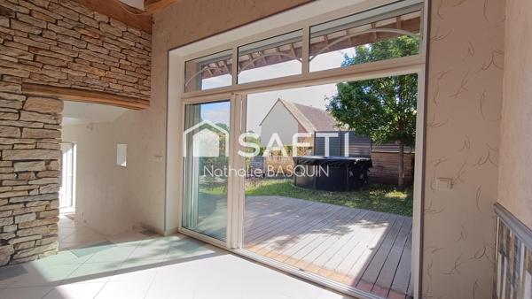 Rare Côte Chalonnaise, Jully lès Buxy  belle maison 175 M2 en pierre rénovée.