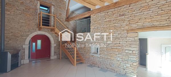 Rare Côte Chalonnaise, Jully lès Buxy  belle maison 175 M2 en pierre rénovée.