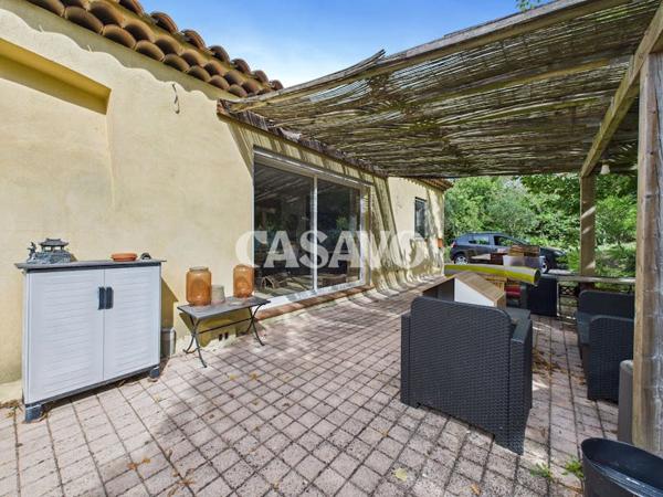 Vente Maison 10 pièces de 376m² - 13011 Marseille