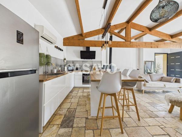 Vente Maison 10 pièces de 376m² - 13011 Marseille