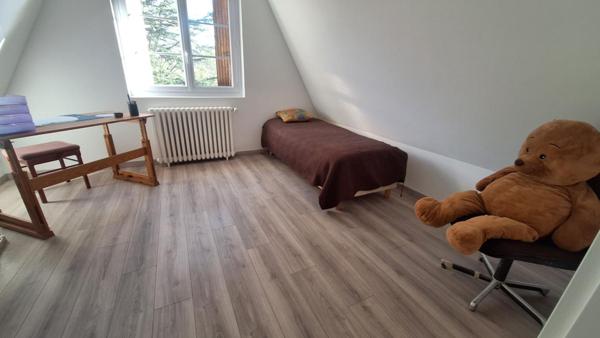 Maison Familiale 8 pièces 200m² sur sous sol total